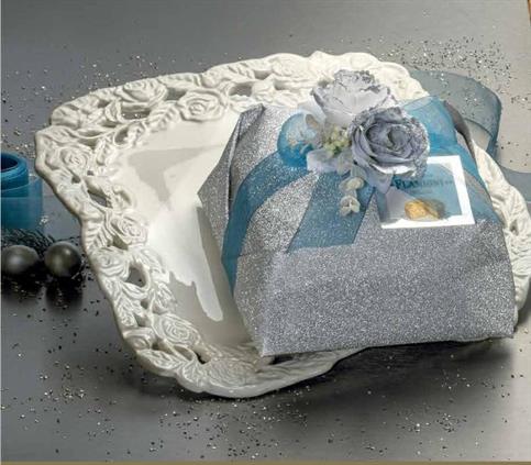 PANETTONE FLAMIGNI GLASSATO SU PIATTO IN CERAMICA ROSES GR 750